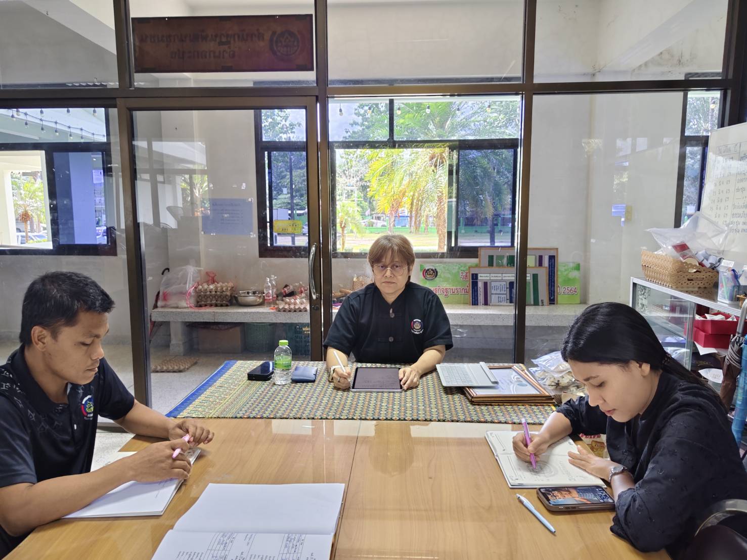 พช.กะปง ร่วมวางแผนการปฏิบัติงาน ประจำเดือนมิถุนายน "มุ่งคนมีประสิทธิภาพ งานมีประสิทธิผล"
